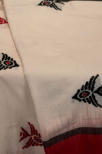 Dhaniakhali – Red and Black Fish Motif Pure Cotton Handloom Saree - Image 3