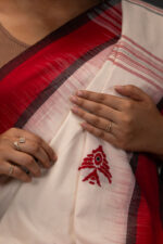 Dhaniakhali – Red and Black Fish Motif Pure Cotton Handloom Saree - Image 4