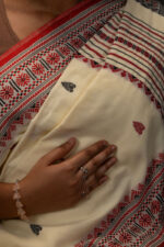 Phulia – Red and Black Hearts Pure Khadi Cotton Handloom Saree - Image 4