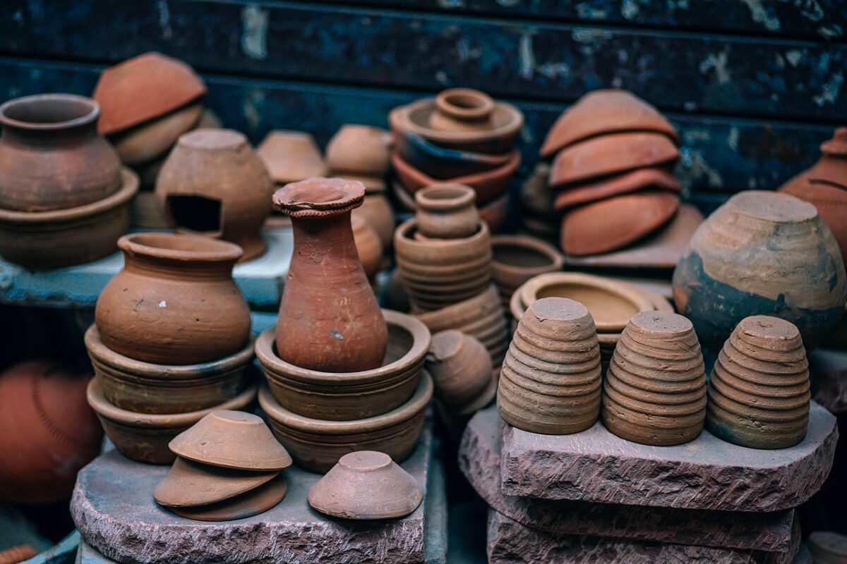 Traditional Indian Handicrafts – Handmade Pottery