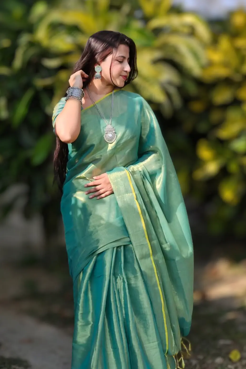 Catalouge (10) Phulia – Handwoven Apple Green Raga Tissue Silk Saree - Image 1