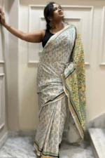 Bolpur – Hand-Stitched White Sunflower Motif Nakshi Kantha Saree