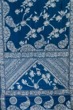 Bolpur – Hand-Stitched Electric Blue Floral Motif Nakshi Kantha Saree - Image 4