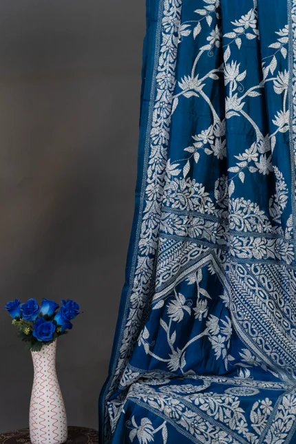 Bolpur – Hand-Stitched Electric Blue Floral Motif Nakshi Kantha Saree