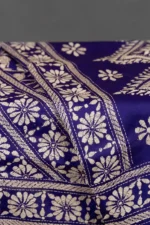 Bolpur – Hand-Stitched Navy Blue Flower Motif Nakshi Kantha Saree - Image 2
