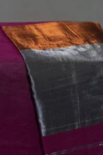 Phulia – Wine Handwoven Saree with Lustrous Metallic Highlights - Image 2