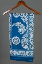 Bolpur – Hand-Stitched Electric Blue Floral Motif Nakshi Kantha Saree - Image 3