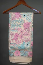 Bolpur – Hand-Stitched Cream Beige Floral Motif Nakshi Kantha Saree - Image 4