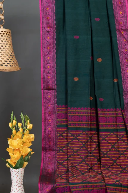 Phulia – Green Modern Geometric Design Pure Cotton Handloom Saree