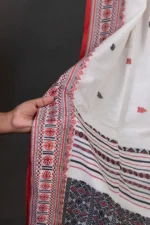 Phulia – Red and Black Hearts Pure Khadi Cotton Handloom Saree - Image 4