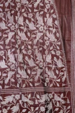 Bolpur – Hand-Stitched Maroon Bird Motif Nakshi Kantha Saree - Image 3
