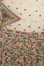 Bolpur – Hand-Stitched Beige Bird Motif Nakshi Kantha Saree - Image 3