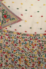 Bolpur – Hand-Stitched Beige Bird Motif Nakshi Kantha Saree - Image 2