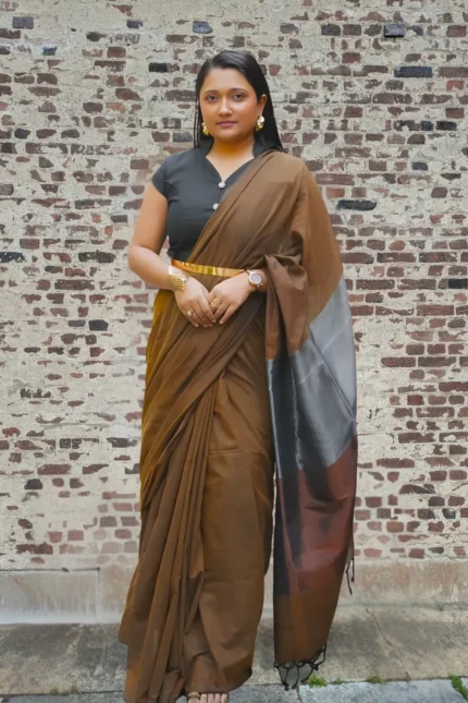 Phulia – Sepia Brown Handwoven Saree with Lustrous Metallic Highlights